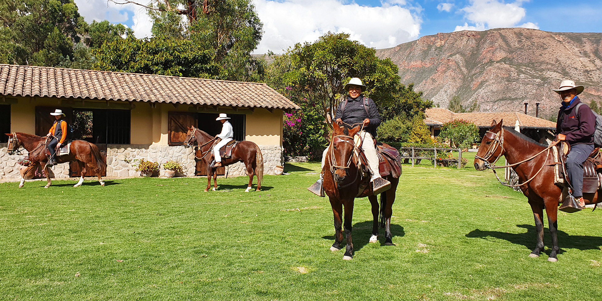 horseback riding cusco